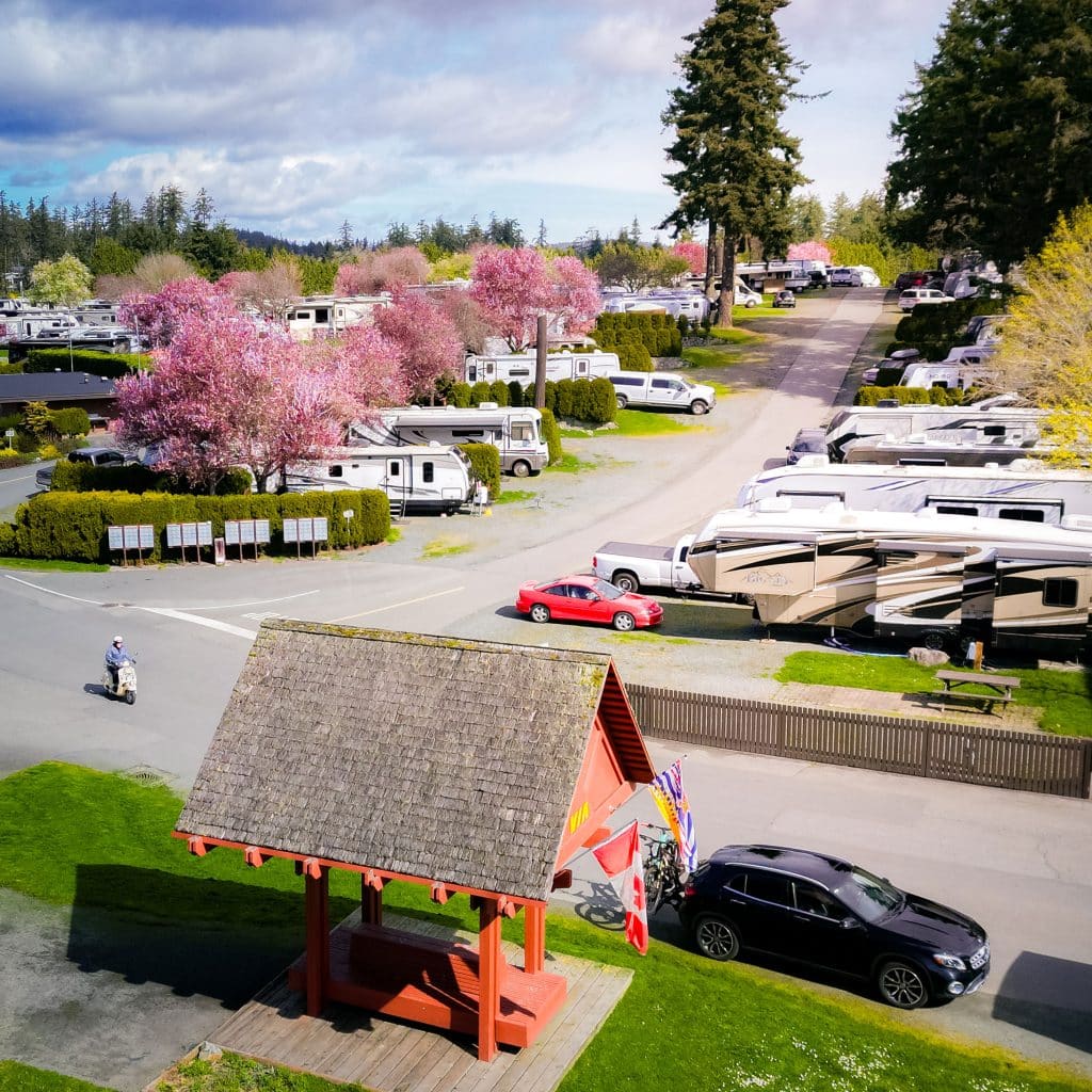 Drone view of entrance pavilion and RV sites at Fort Victoria RV Park